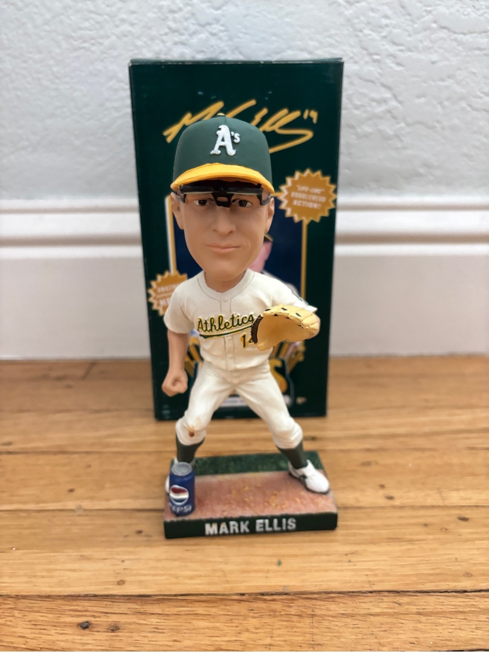 Oakland Athletics A’s Mark Ellis #14 Bobblehead 2007 SGA
